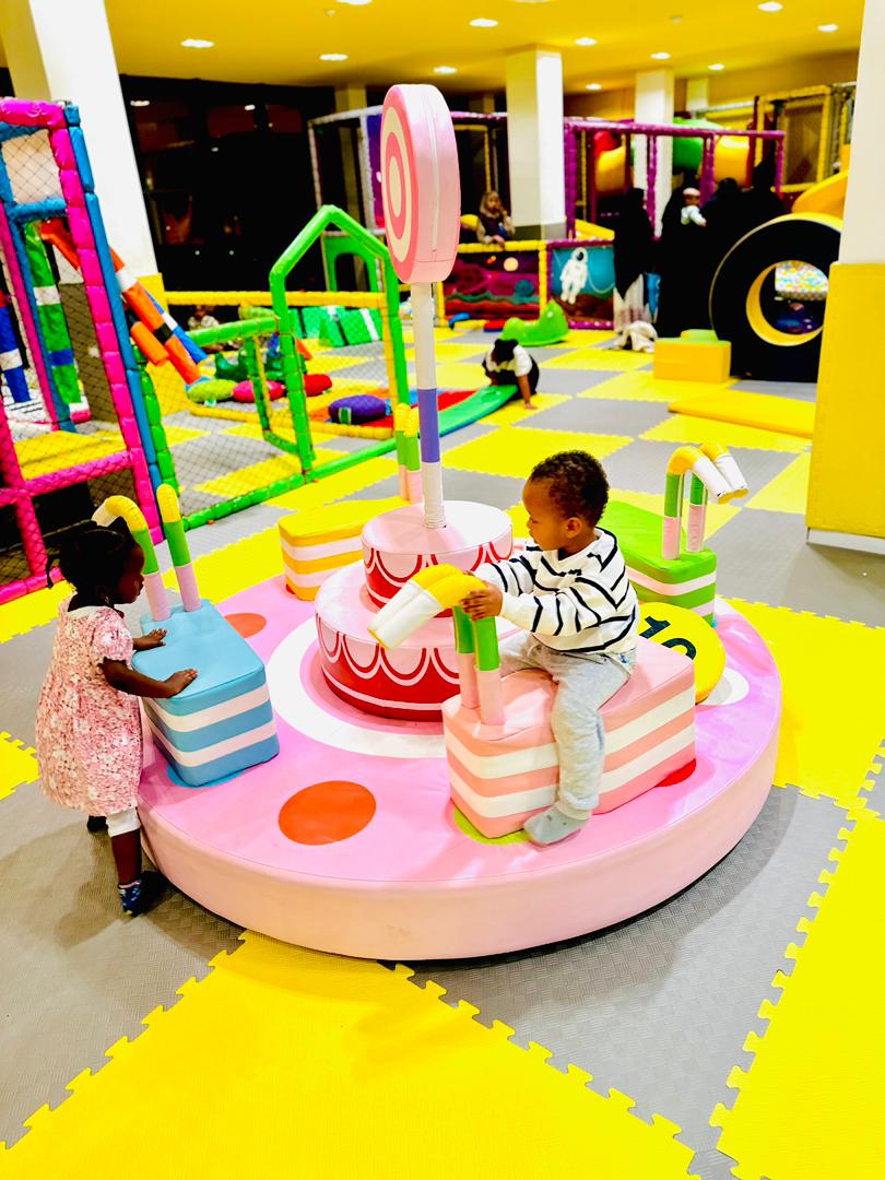 Carousel IYAR IYO CARUR